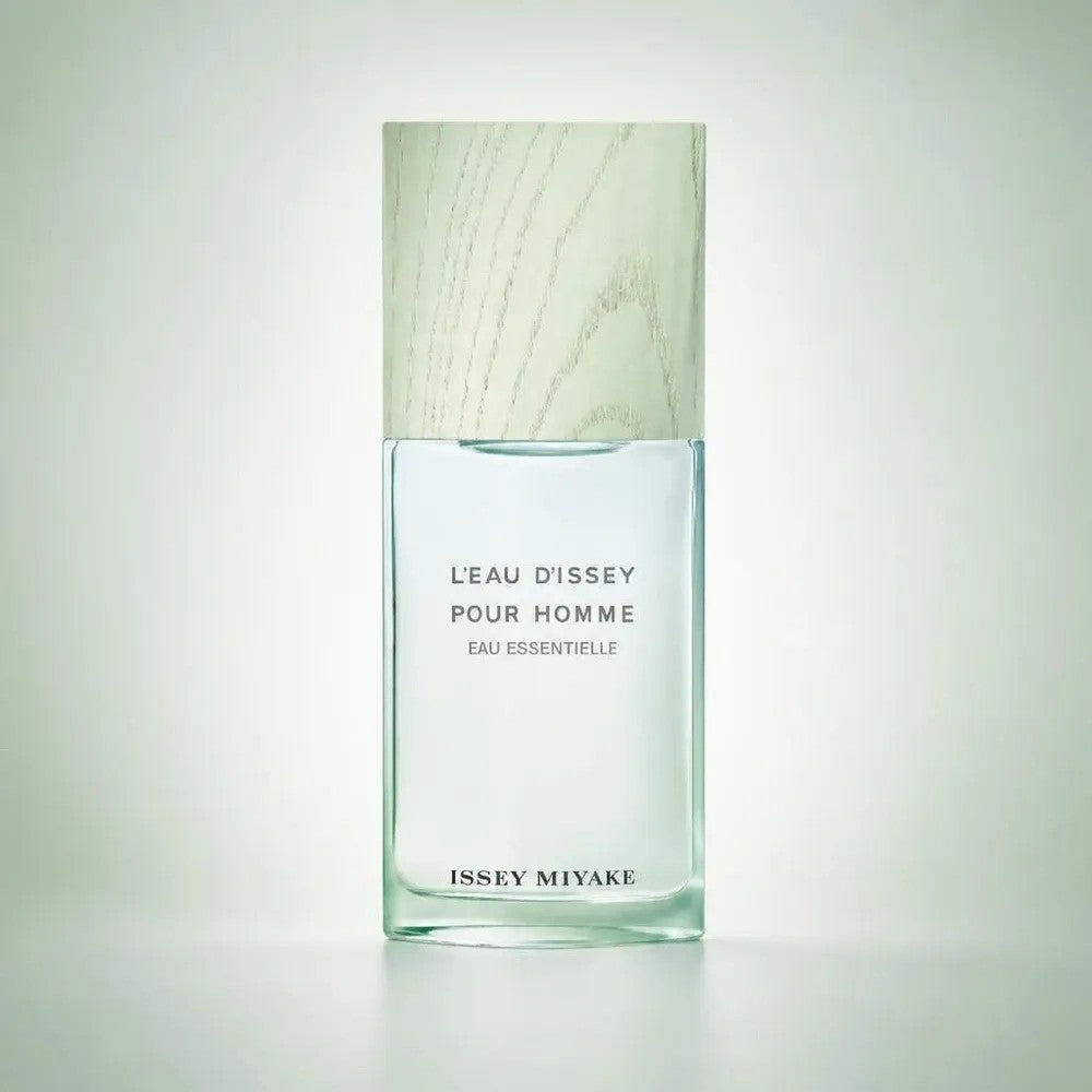 Perfume Issey Miyake L'eau D'issey Eau Essentielle Masculino 125ML EDP Único